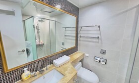 Centum Victoria Hotel