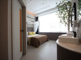 Club Hotel