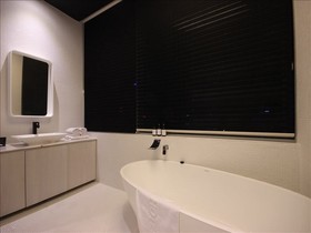 Club Hotel