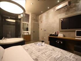 Club Hotel