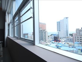 Club Hotel
