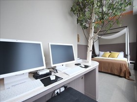 Club Hotel