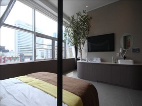 Club Hotel