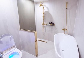 Den Basta Signature Hotel