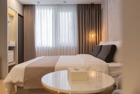 Dongrae Den Basta Hotel