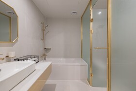 Dongrae Den Basta Hotel