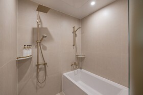 Dongrae Den Basta Hotel