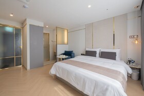 Dongrae Den Basta Hotel