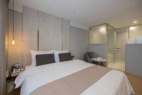 Dongrae Den Basta Hotel