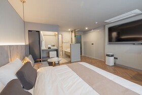 Dongrae Den Basta Hotel