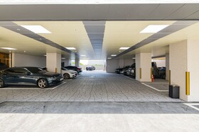 Dongrae Den Basta Hotel