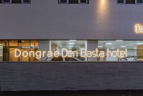 Dongrae Den Basta Hotel