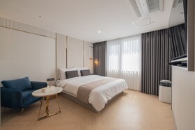 Dongrae Den Basta Hotel