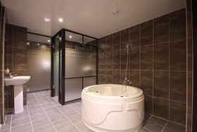 G7 Hotel