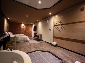 G7 Hotel