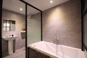 G7 Hotel