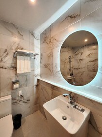 Gold Stone Hotel