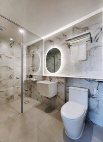 Gold Stone Hotel