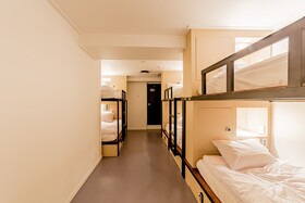 Guesthouse Dear Moon - Hostel