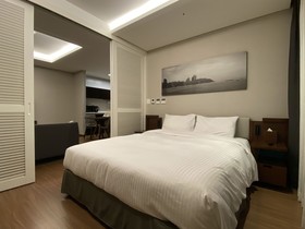 Haeundae H Stay Hotel