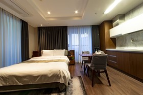 Haeundae H Stay Hotel