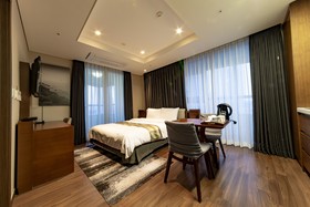 Haeundae H Stay Hotel
