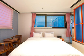 Hermes Hotel