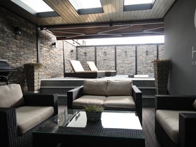 Hotel 25