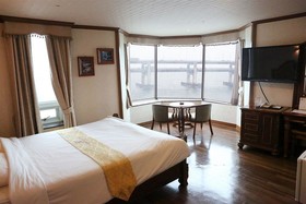 Hotel Castle Beach