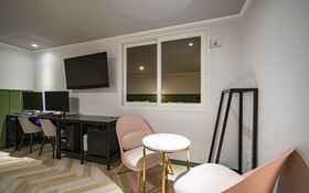 Hotel French Code