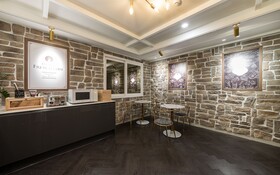 Hotel French Code