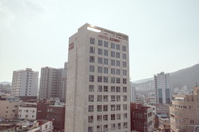 Hotel Kenny Gijang