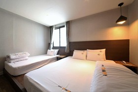The Stone Bridge Hotel Sasang