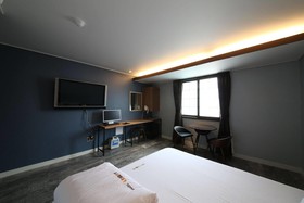 The Stone Bridge Hotel Sasang