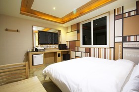 Hotel OZ Oncheonjang