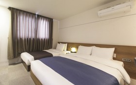 Ark Blue Hotel