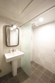 Ark Blue Hotel