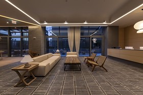 Hound Garden & Terrace Hotel
