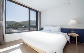 Hound Hotel