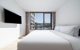 Hound Hotel