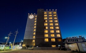 Hound Hotel