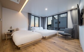 Hound Hotel