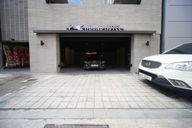 Hound Hotel Beomil