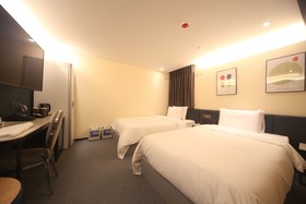 Hound Hotel Beomil
