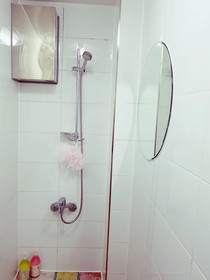 Huy+ Guesthouse