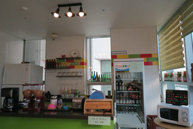 Huy+ Guesthouse
