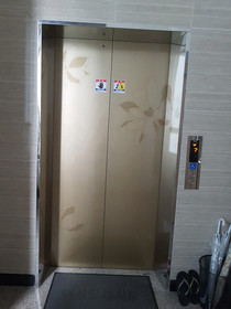 Huy+ Guesthouse