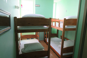 Huy+ Guesthouse