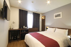 Indy Hotel Guesthouse
