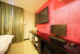 Iris Motel